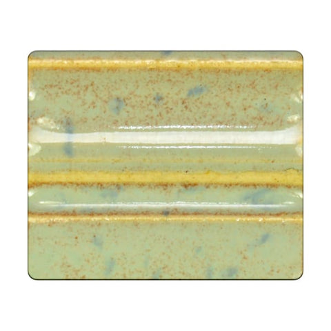 Spectrum’s 1181 Textured Cloud Burst produces a pale green and yellow finish. Amaranth Stoneware Canada