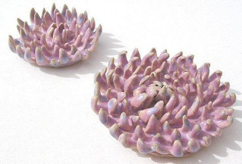 A warm purple that is brighter and less blue than Lapis Satin. Its bright tones and subtle surface contrast beautifully with darker glazes. Amaranth Stoneware Canada.