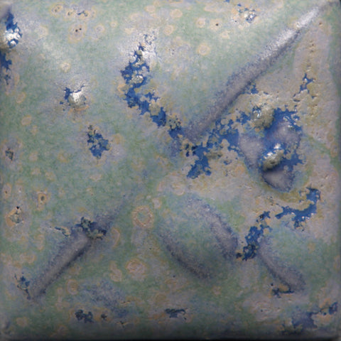 Robin’s Egg greenish-blue matte glaze with sand-colored crystal at Cone 6; melts to create a mottled, textured finish.
At Cone 10: Semi-gloss finish with variegated blue/light blue and crystals. Amaranth Stoneware Canada.