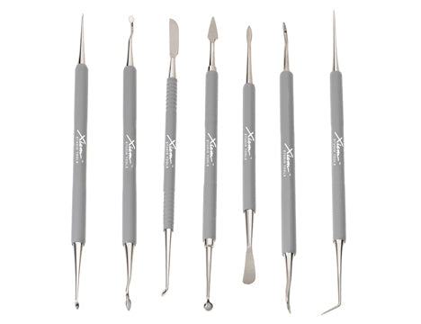 
Professional Series: Seven versatile tools for sgraffito and detailing. Made from high-grade stainless steel with precise edges and rubber handles for comfort and control. Amaranth Stoneware Canada.